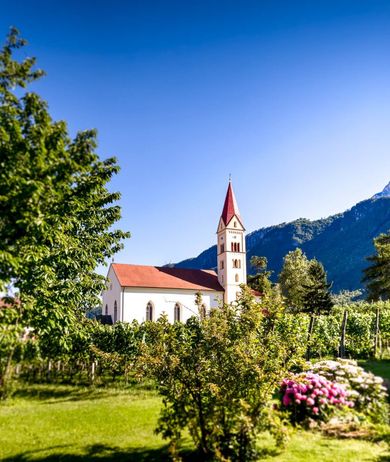 Urlaub in einem Appartement in Andrian und Besichtigung der Kirche St.Valentin  Urlaub, Appartement, Andrian, Besichtigung, Kirche St.Valentin